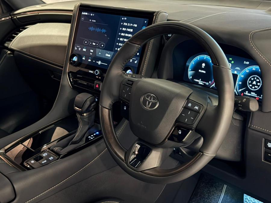 Alphard 2.5 - Image 4