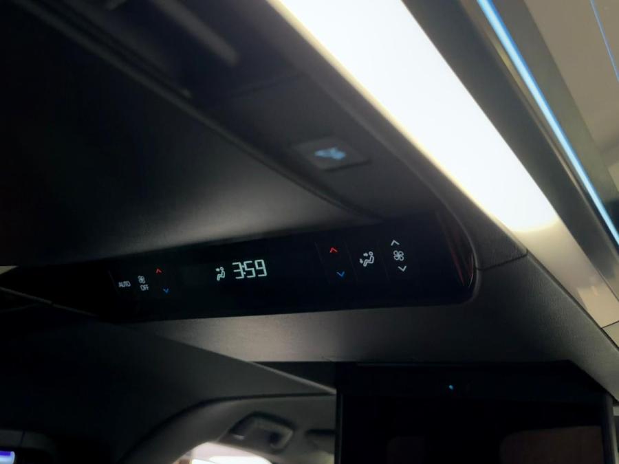 Alphard 2.5 - Image 9