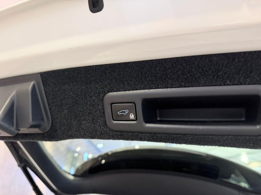 RX450H - Image 12