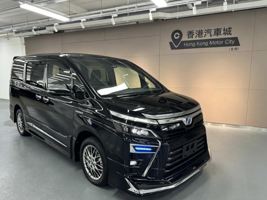 TOYOTA 豐田 VOXY HYBRID FACELIFT ZS