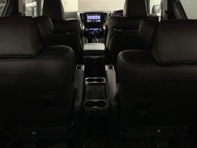 VELLFIRE 3.5 ZAG - Image 11