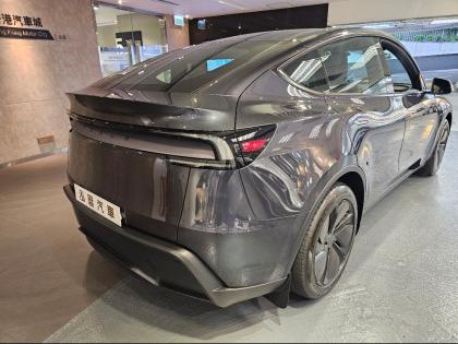 MODEL Y RWD - Image 6