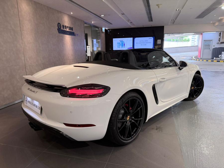 Porsche 718 Boxster S - Image 4