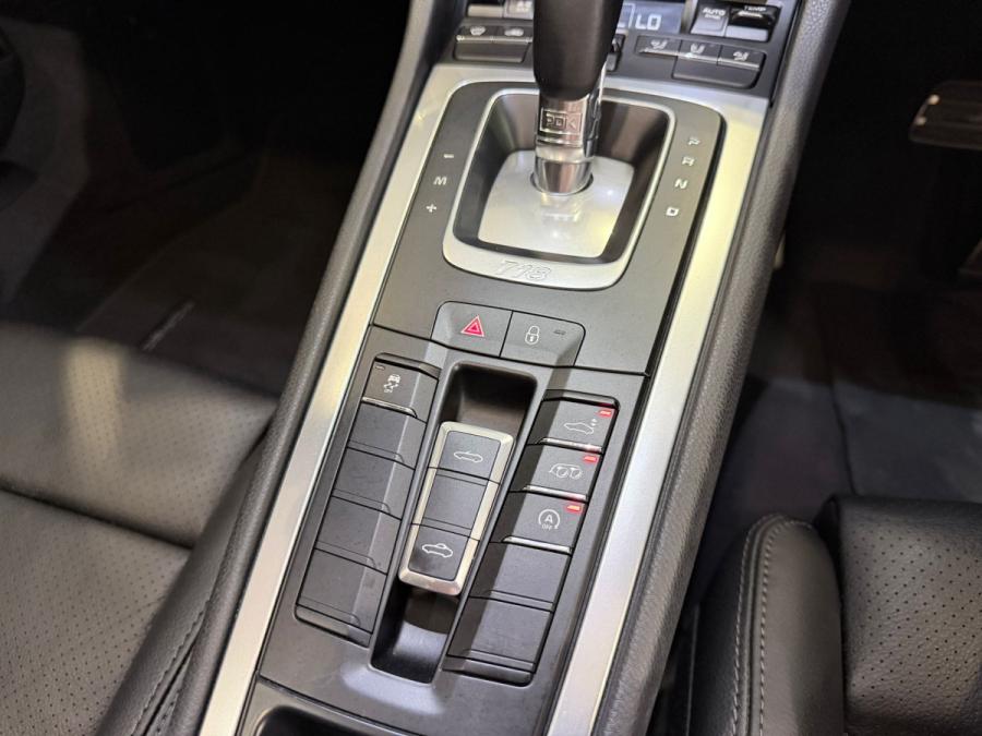 Porsche 718 Boxster S - Image 8