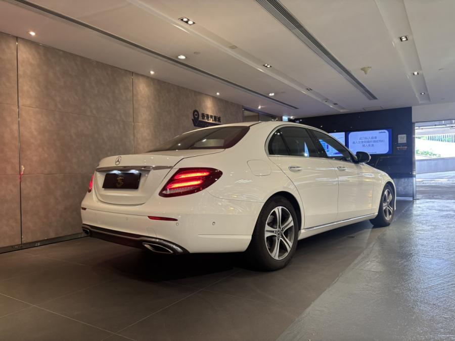 E200 - Image 2