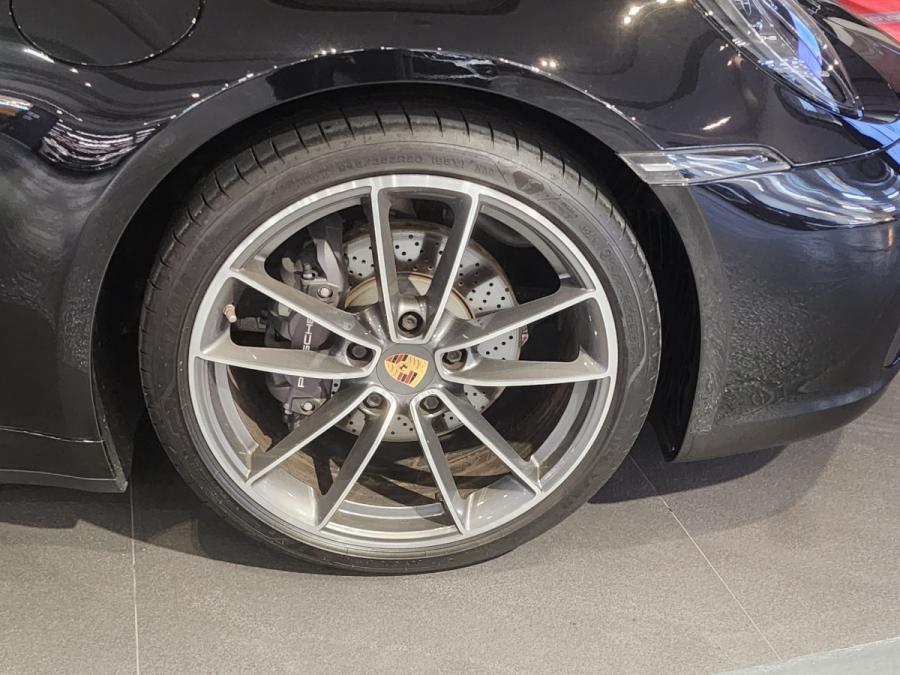 911 Targa 4 - Image 5