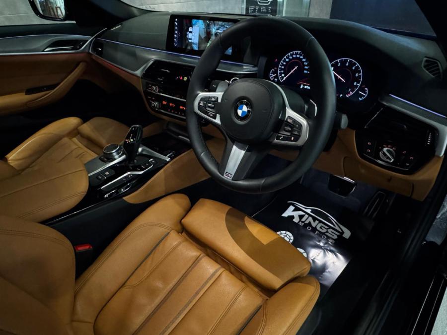 520IA M SPORT EDITION - Image 3
