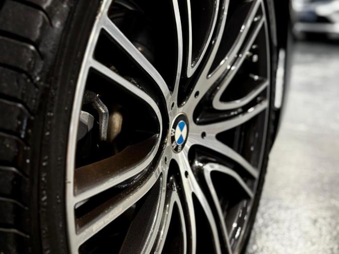 520IA M SPORT EDITION - Image 9