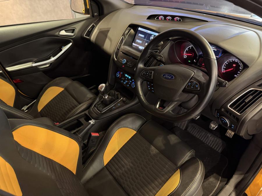 Focus 2.0 ST Facelift 6MT - Image 2