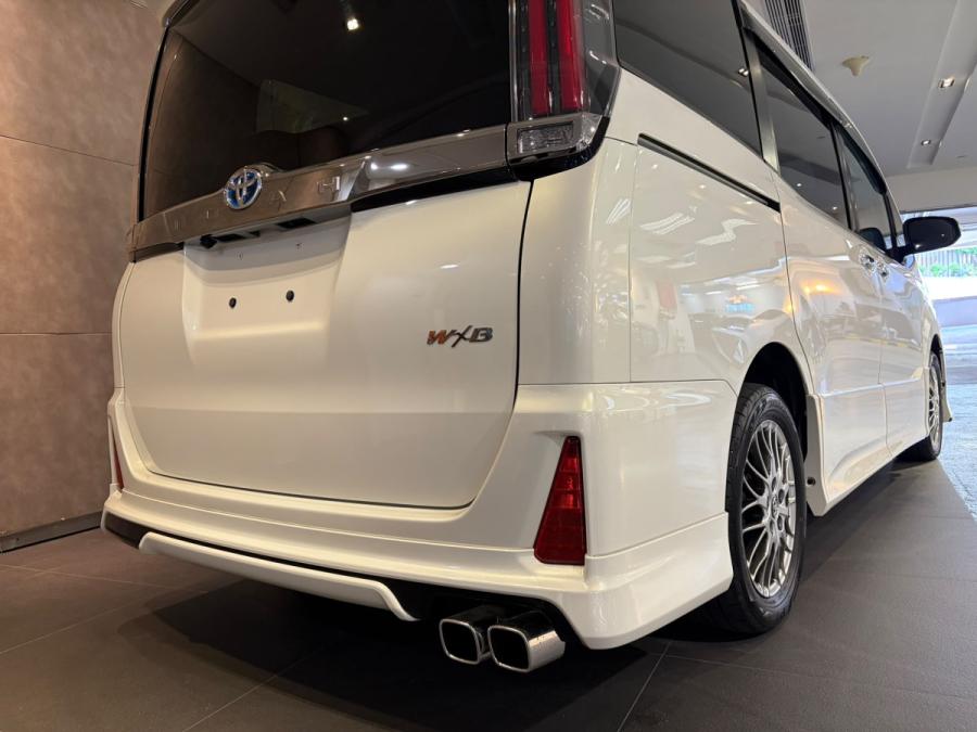 NOAH HYBRID WXB MODELLISTA - Image 10