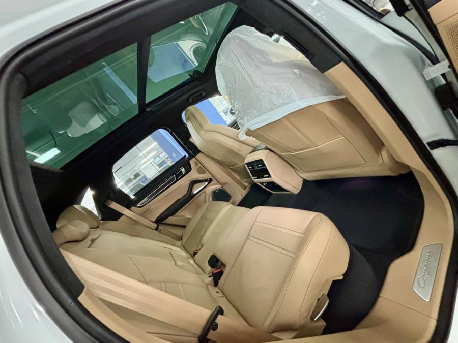 Cayenne turbo V8 4.0 550匹 行貨 - Image 3