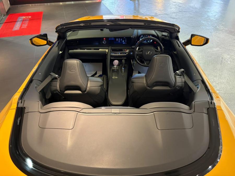 LC 500 CAB - Image 10