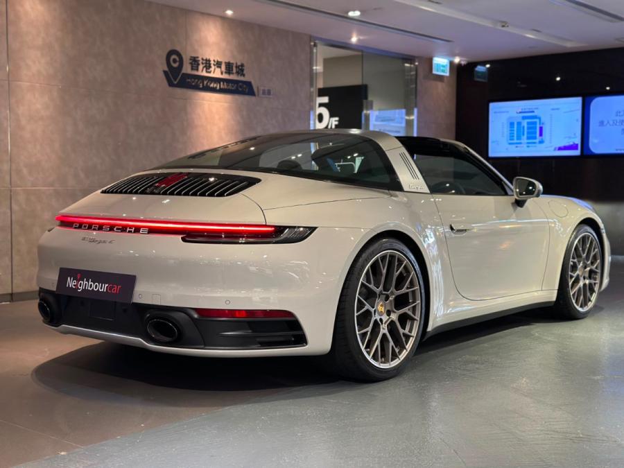 911 992 Targa 4 - Image 2