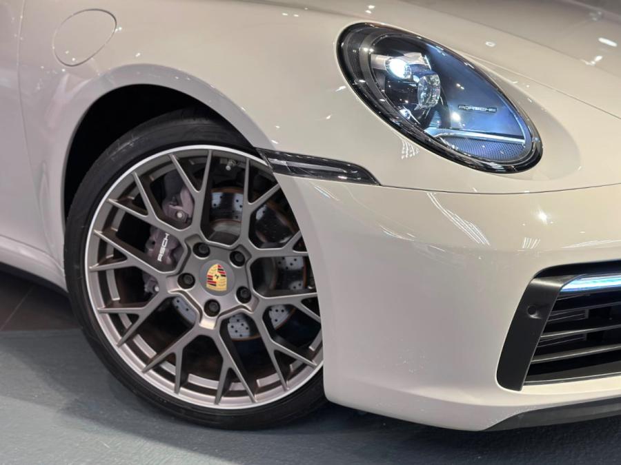 911 992 Targa 4 - Image 3