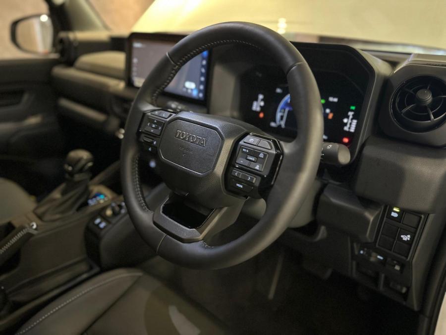 Land Cruiser FJ - Image 10
