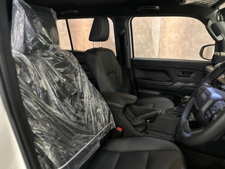 Land Cruiser FJ - Image 11
