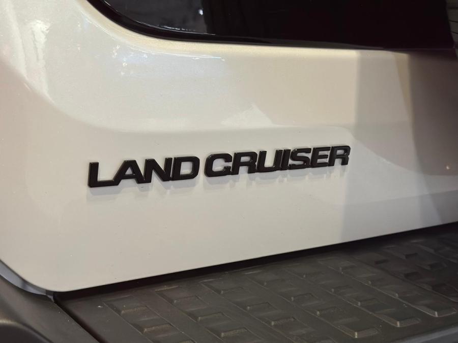 Land Cruiser FJ - Image 8