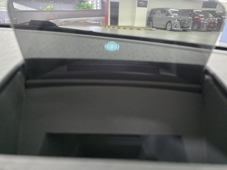 Mini Cooper SE - Image 10