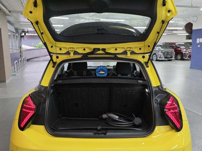 Mini Cooper SE - Image 3