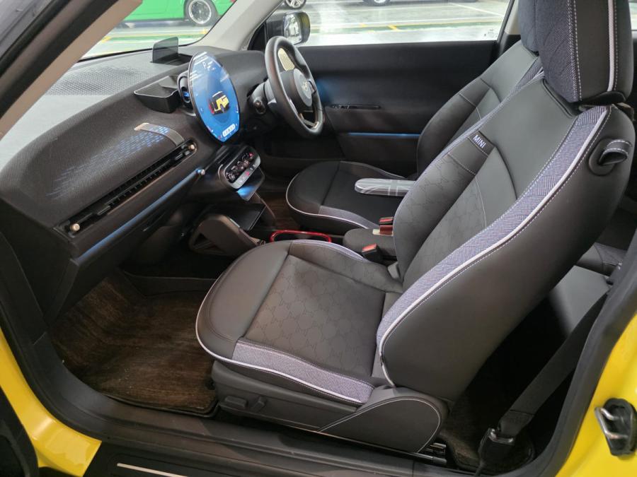 Mini Cooper SE - Image 6