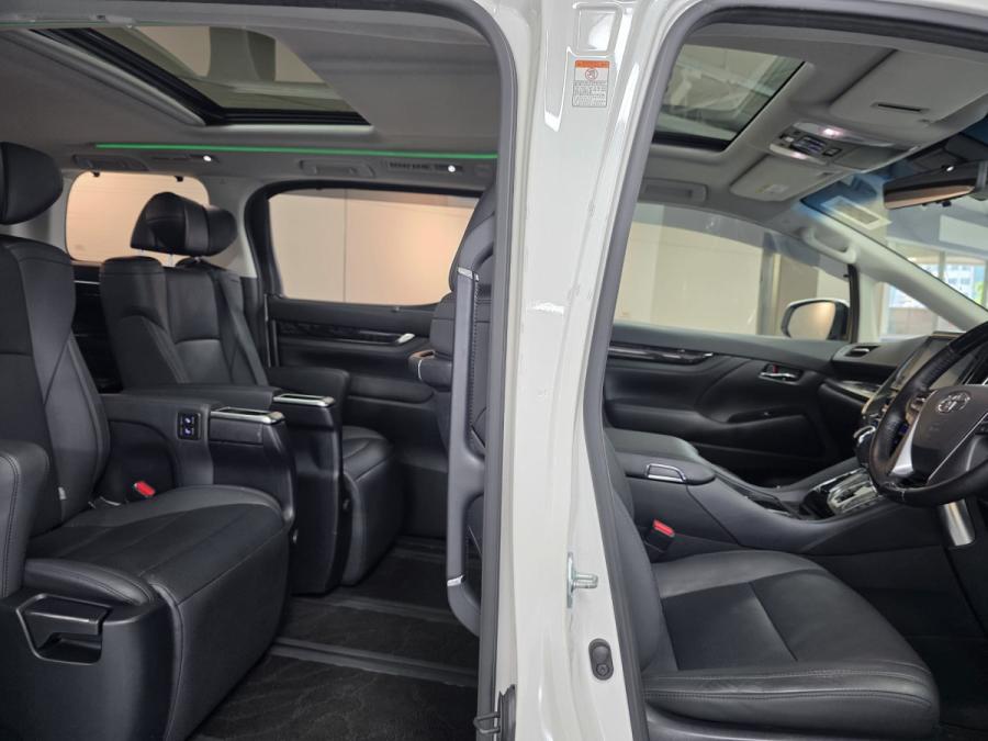 ALPHARD 3.5 V6 FACELIFT - Image 4