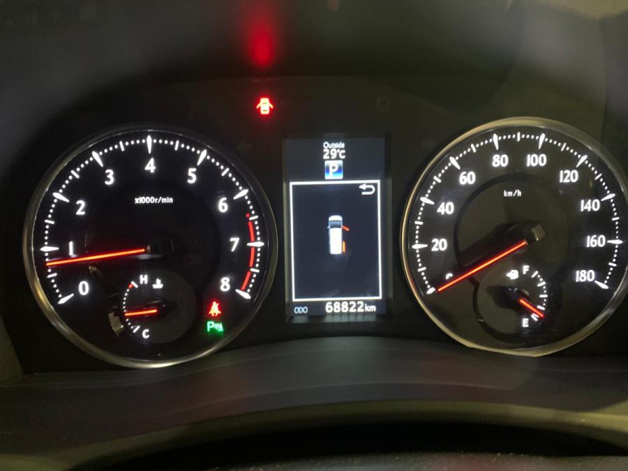 VellFire 3.5 V6 - Image 10