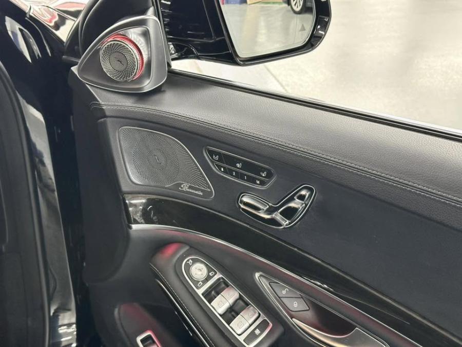 S560L AMG - Image 17