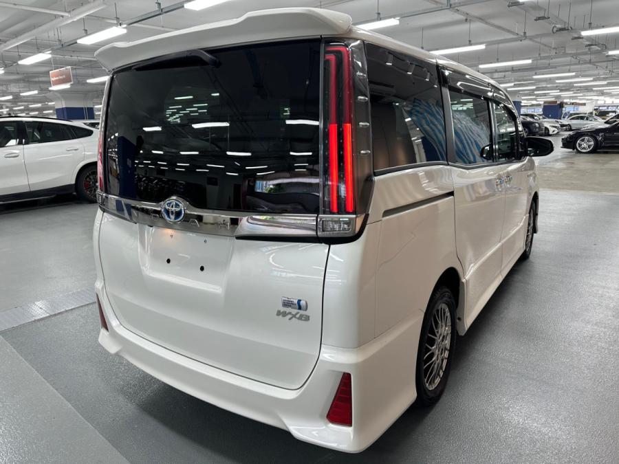 NOAH HYBRID 1.8 WXB - Image 8