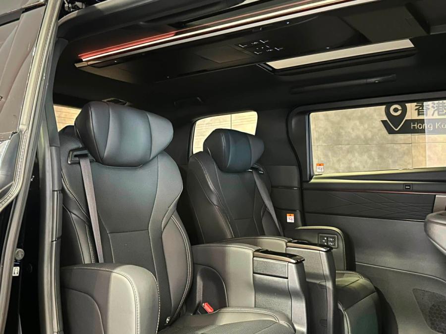 Alphard 2.5 Z - Image 5