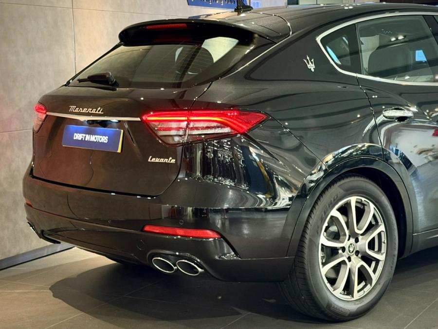 Levante GT Hybrid - Image 2