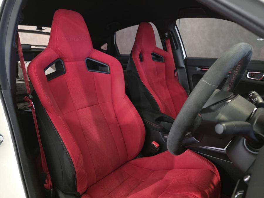 FL5 Type R - Image 8