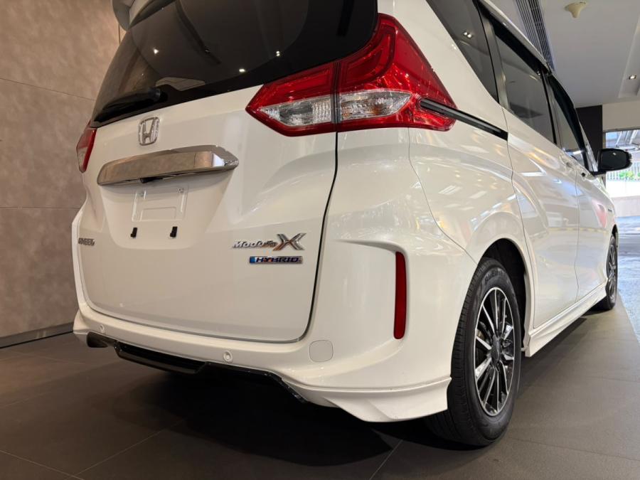 FREED HYBRID MODULO X 6座 - Image 10