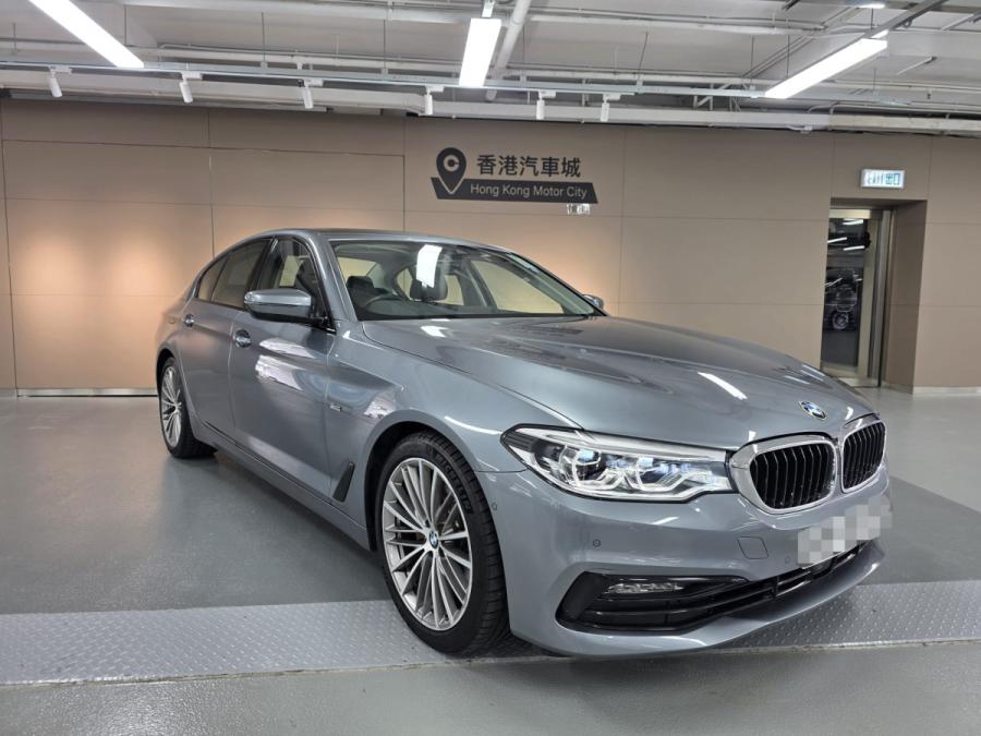 BMW 520IA SPORT