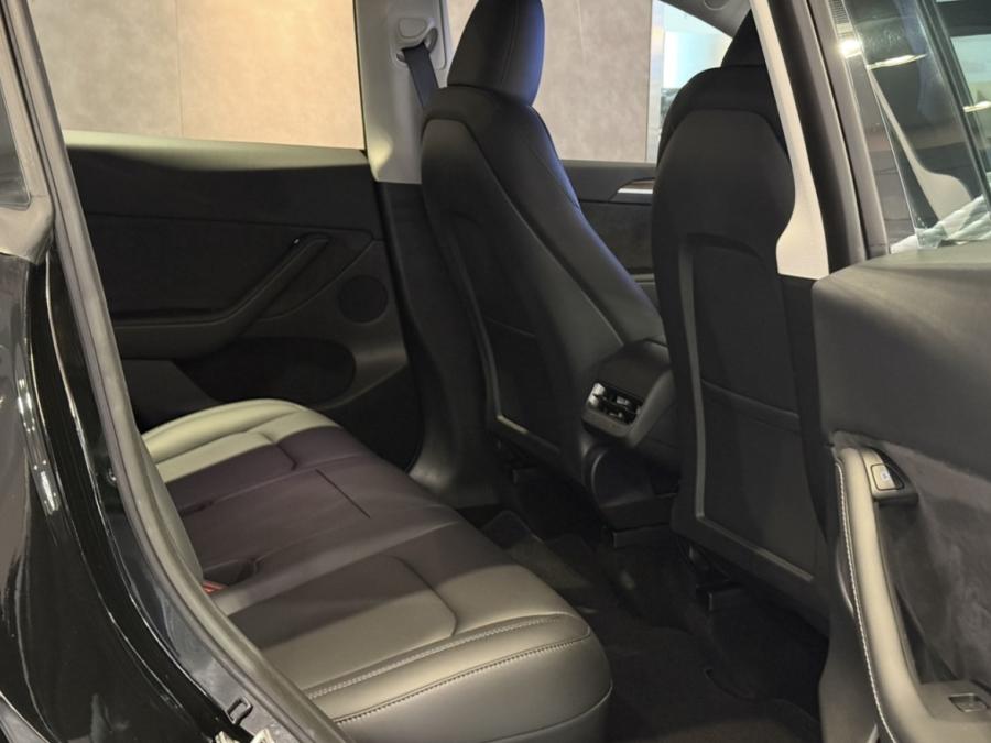 Model Y RWD - Image 4