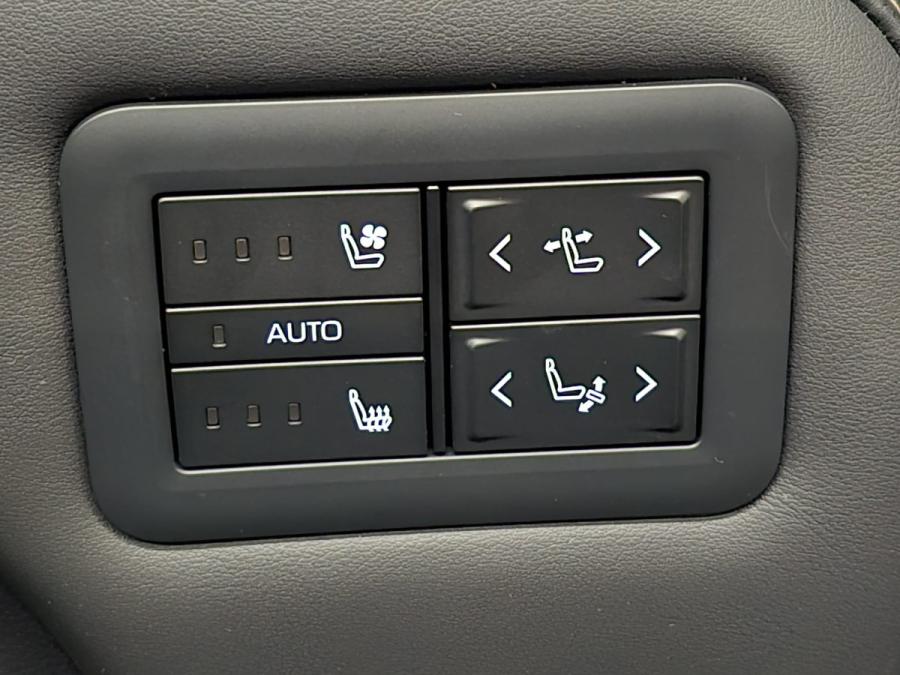 VELLFIRE 2.5 HYBRID - Image 12