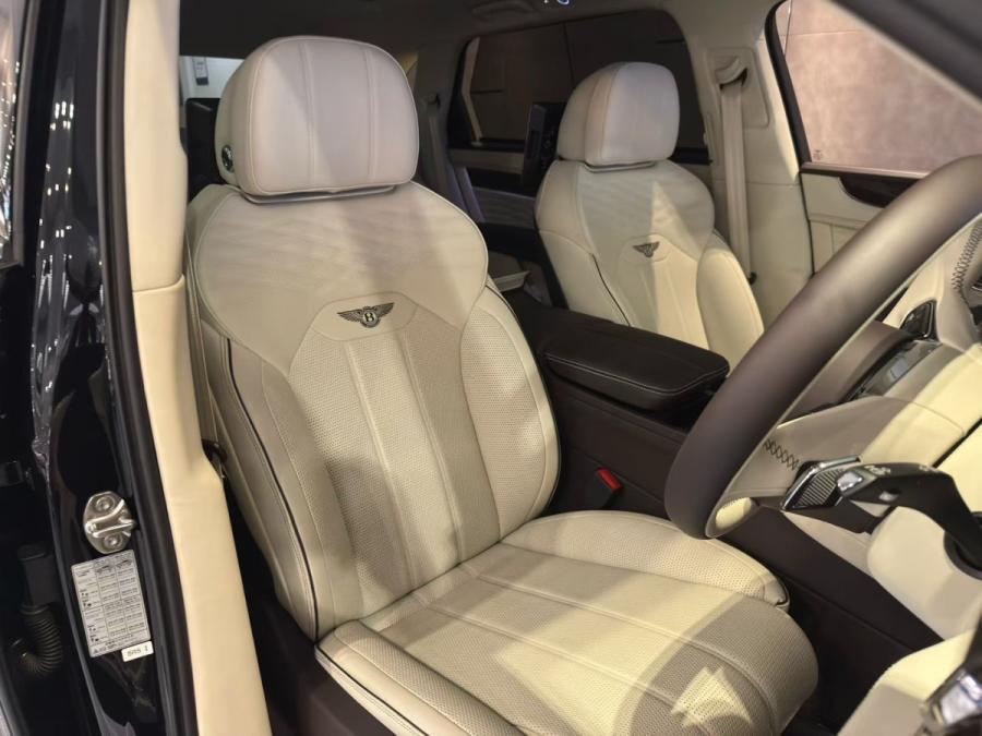 Bentayga V8 EWB - Image 5