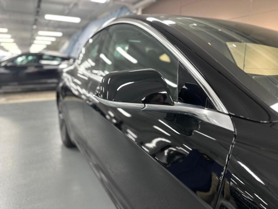 MODEL 3 SR Plus - Image 5
