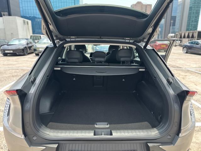 行貨 EV6 Deluxe版電動車 - Image 7