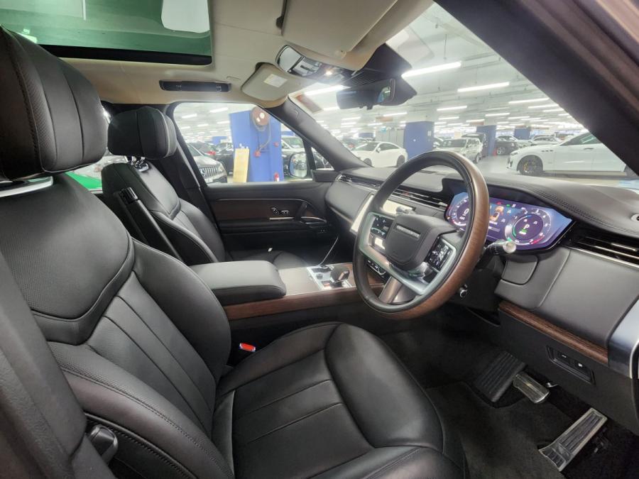 RANGE ROVER P510E - Image 7