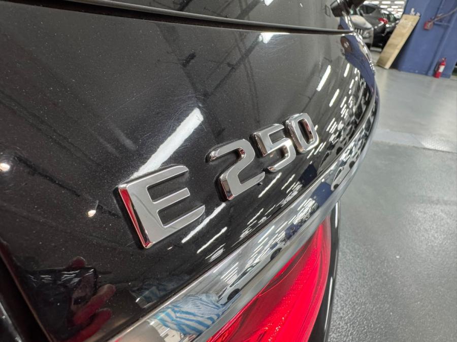 E250 Estate AMG Night Package - Image 15