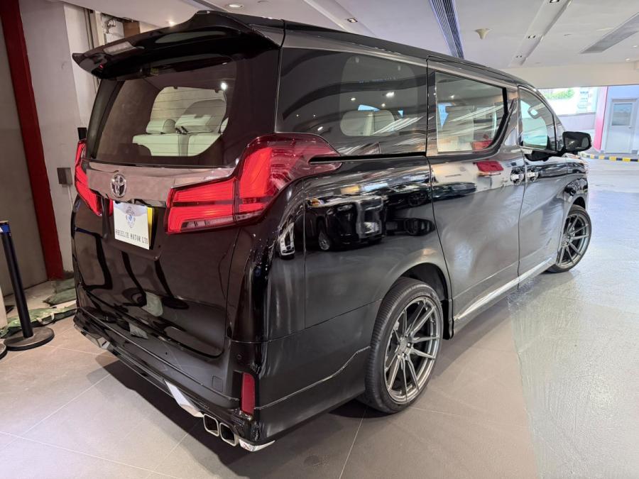 Alphard 3.5 Executive Lounge - Image 3