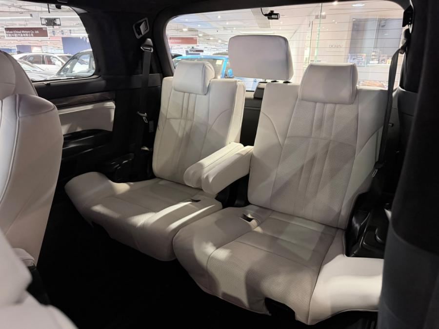 Alphard 3.5 Executive Lounge - Image 12
