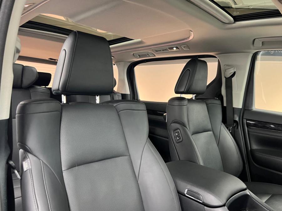 Alphard 3.5SC - Image 7