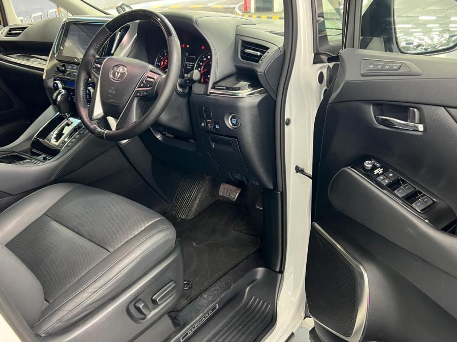 Alphard 3.5SC - Image 4