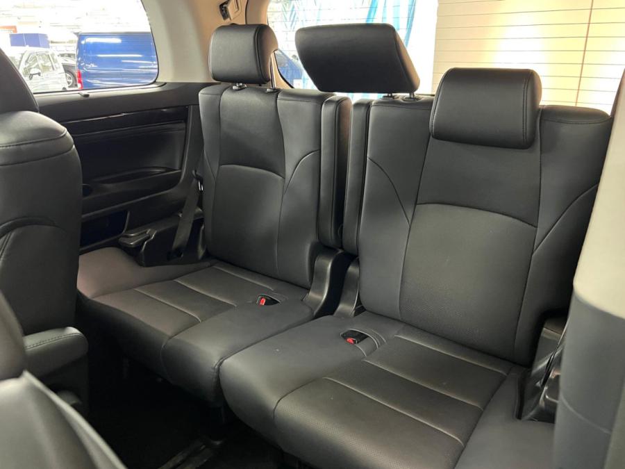 Alphard 3.5SC - Image 10