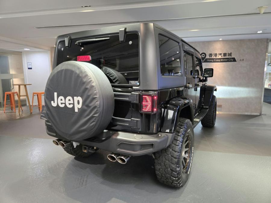 WRANGLER UNLIMITED SAHARA - Image 2