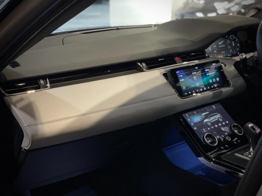 Evoque P250 R-DYN HSE - Image 6