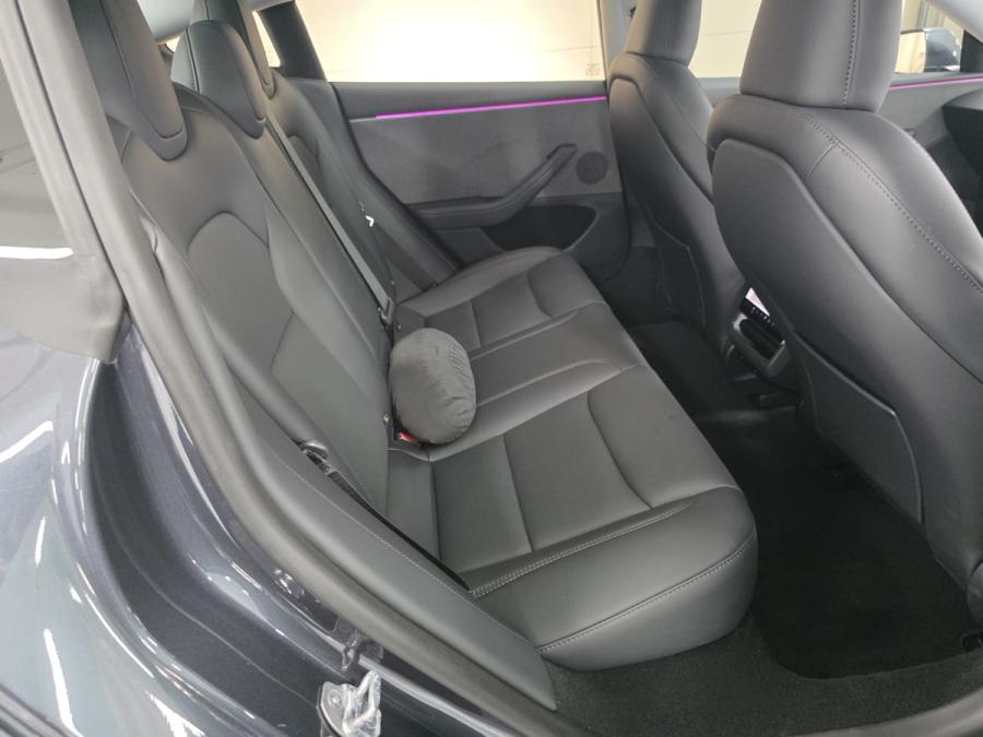 Model 3 RWD - Image 5