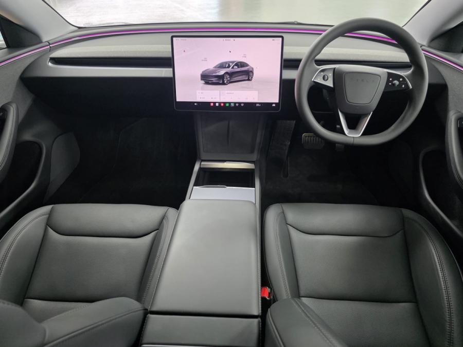 Model 3 RWD - Image 7