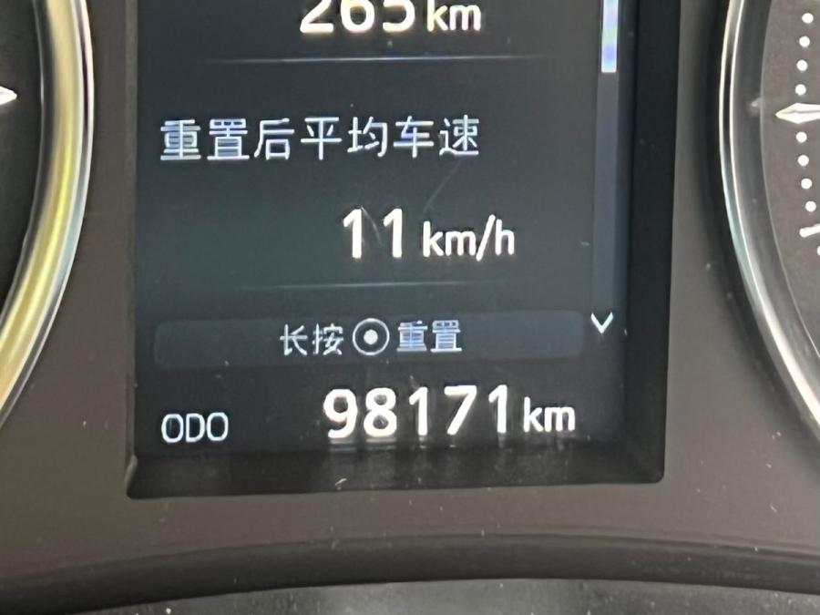 Alphard 2.5 - Image 3